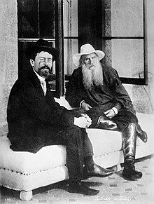 Tolstoy_and_chekhov.jpg